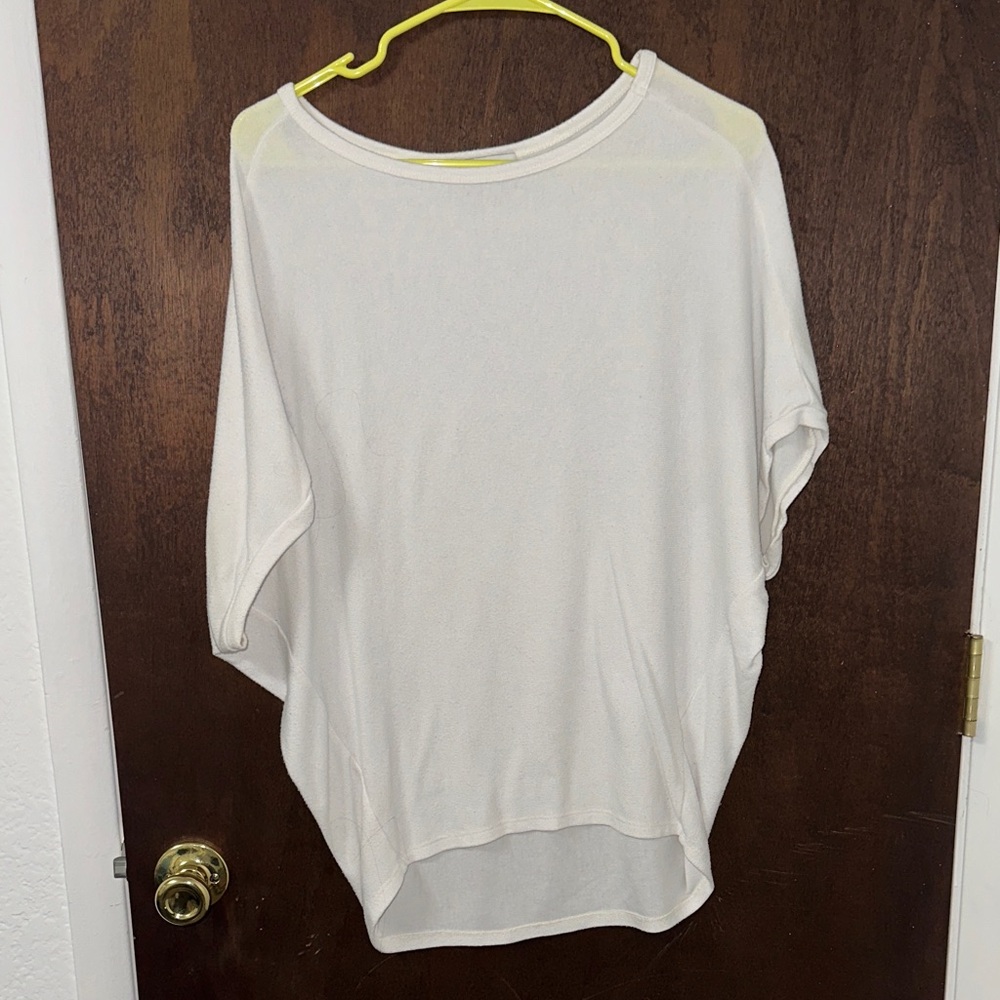 Chic White Women's Short Sleeve Top